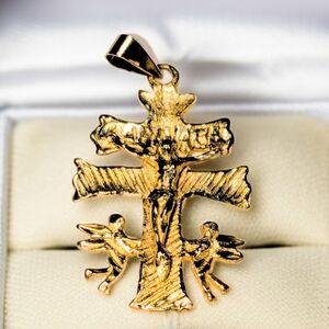 10K Caravaca Cross Pendant Yellow Gold -Amulet-men's- women's